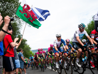 Image of a cycling race taking place in Wales