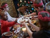 Image of people eating Christmas dinner